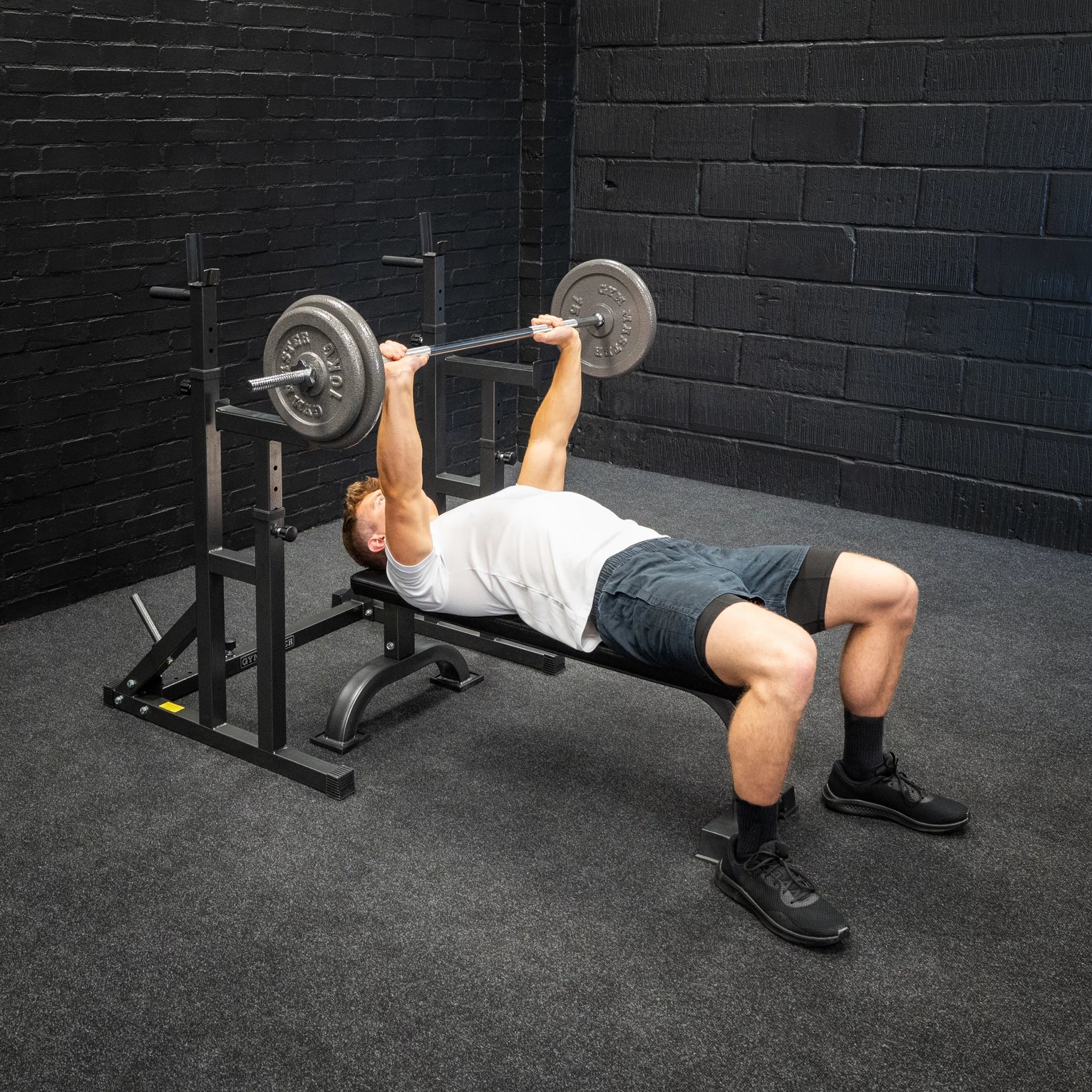 Flat Weightlifting Bench